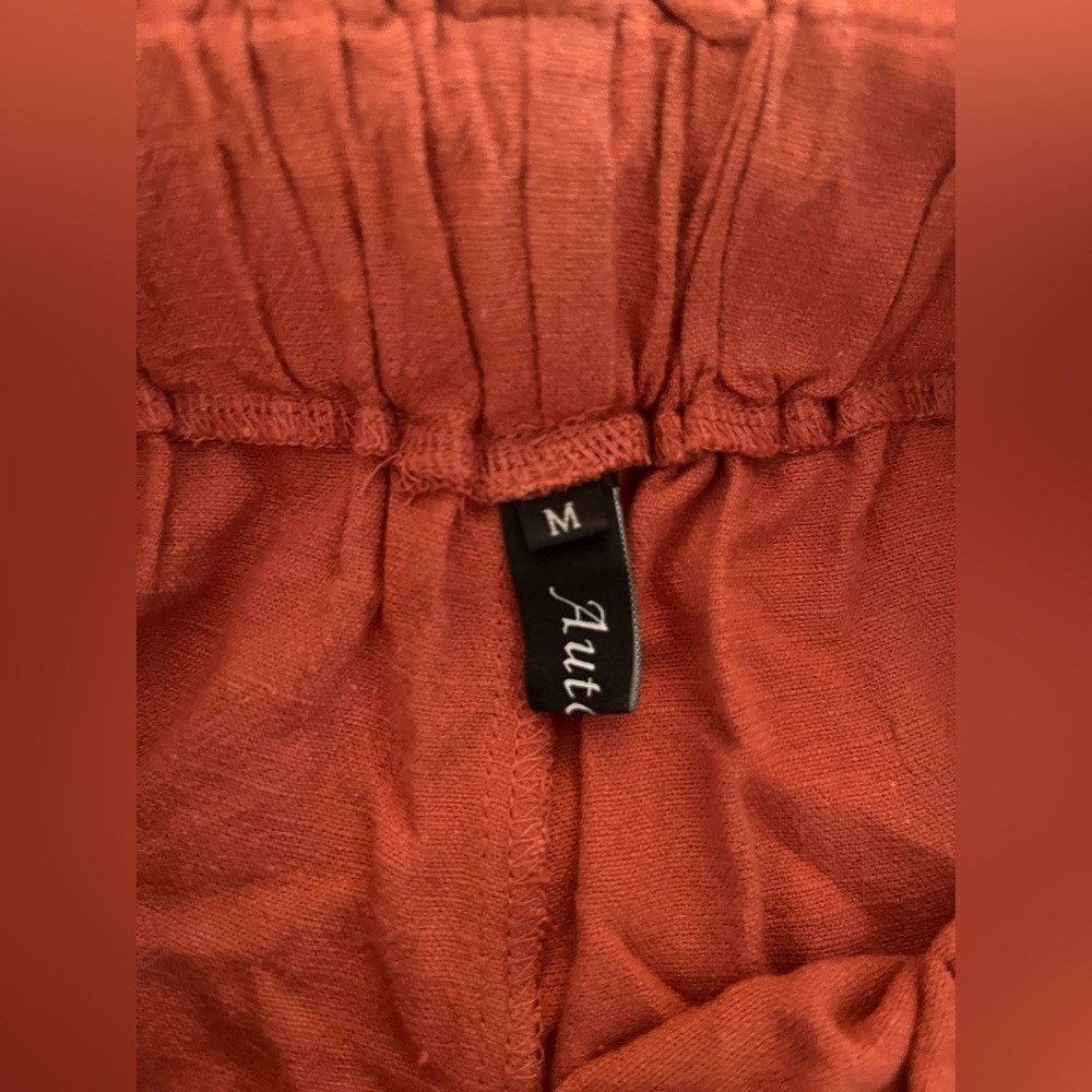 Linen Ruffle Hem Shorts - Picture 7 of 7